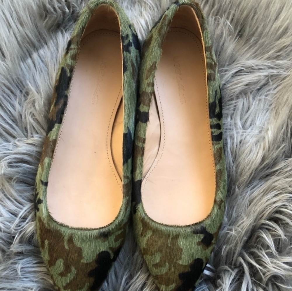 Flats UGG